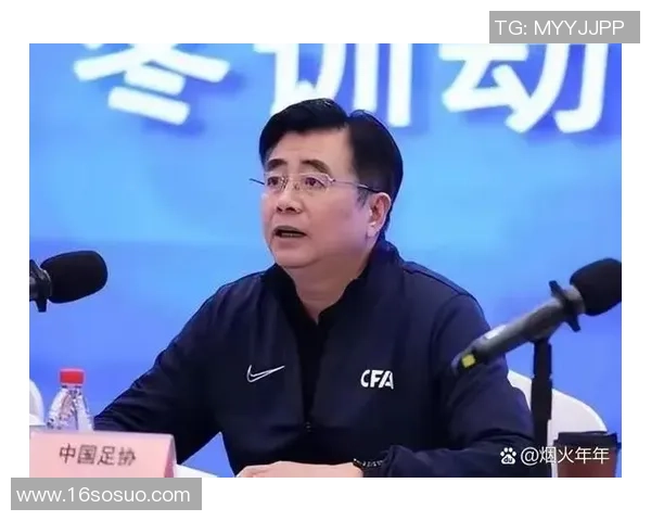 杨明足球明星的真实身份揭秘及其在足球界的影响力分析